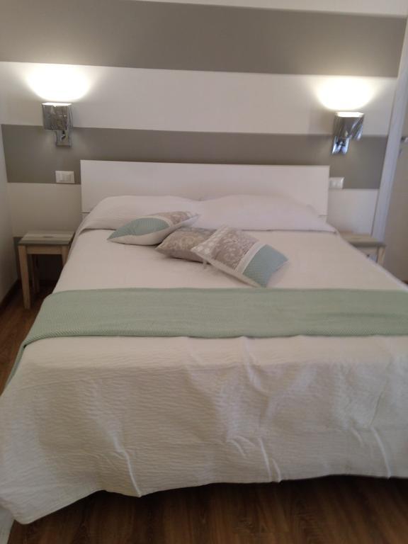 Suite Simonetta Sarzana Exterior photo