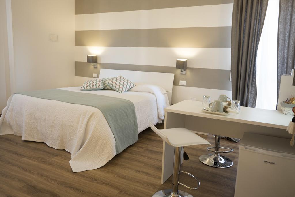 Suite Simonetta Sarzana Exterior photo