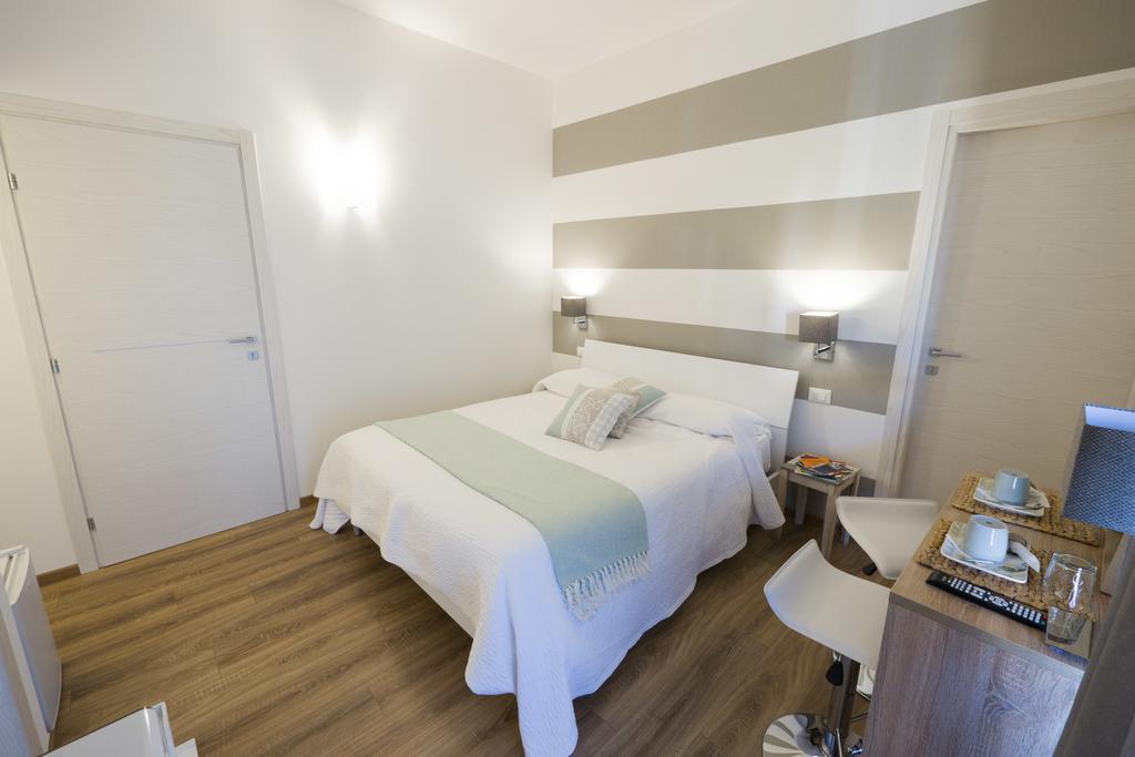 Suite Simonetta Sarzana Exterior photo